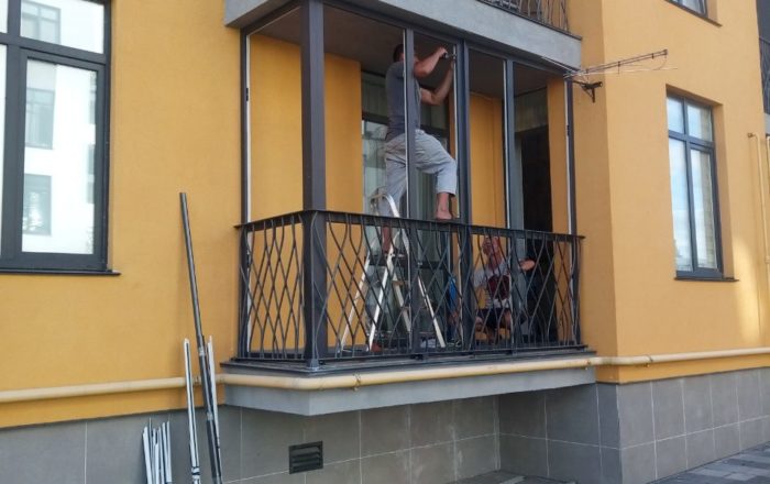 Остекление французского балкона в ламинации/ Софиевская борщаговка, ЖК Европейка