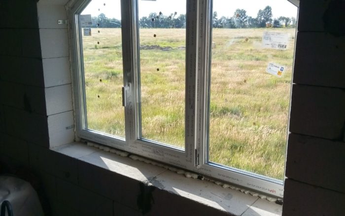 Остекление коттеджа ламинированными окнами/ Петрівське