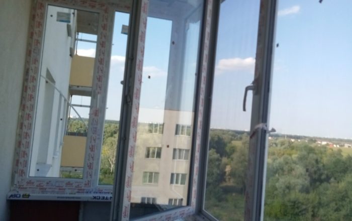 Застекление П-образного балкона в профиле WDS Galaxy/ с. Белогородка, ул. Европейская