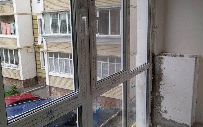 Французский балкон в профиле Rehau/ г. Вишневое ул. Святоюрьевская 22