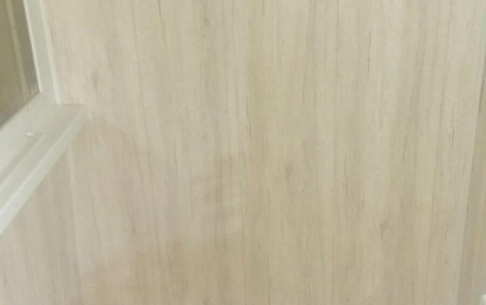 Балкон под ключ с внутренней обшивкой пластиковой вагонкой/ просп. Академика Глушко, 34