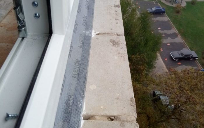 Пластиковое двухстворчатое окно Rehau/ г. Вышгород, ул. Днепровская, 3А