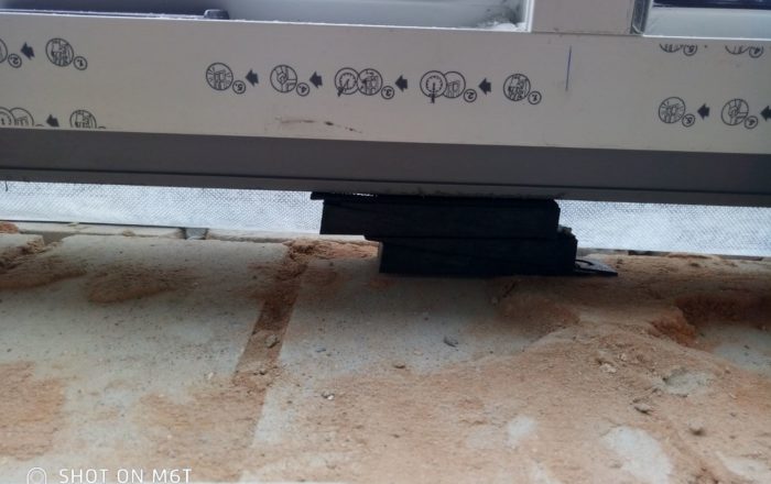 Пластиковое двухстворчатое окно Rehau/ г. Вышгород, ул. Днепровская, 3А