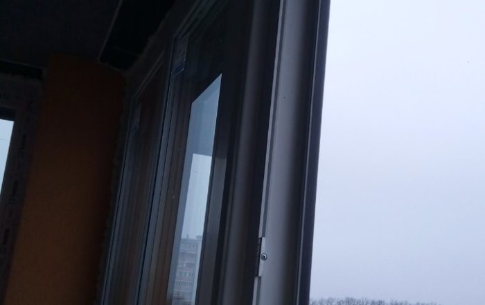 Остекление французского ПВХ балкона в наружной ламинации/ ЖК Европейка