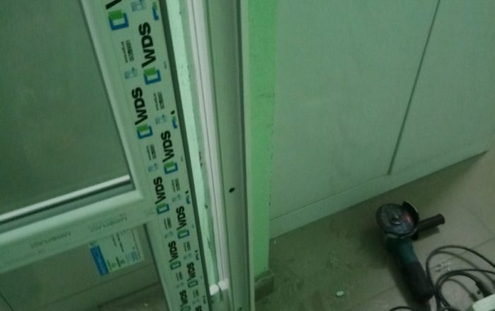 Установка межкомнатной двери в профиле WDS/ ул. Михаила Ломоносова