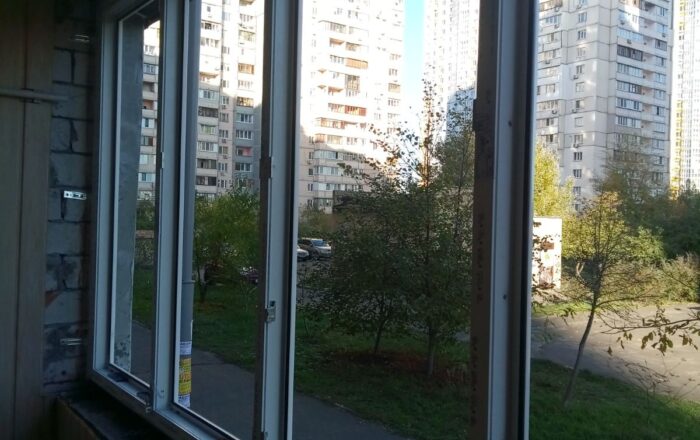 Установка металлопластиковой лоджии/Вишняковская 5-Б Киев